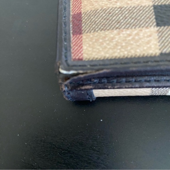 🎉HP🎉BURBERRY | Wallet - Picture 9 of 11